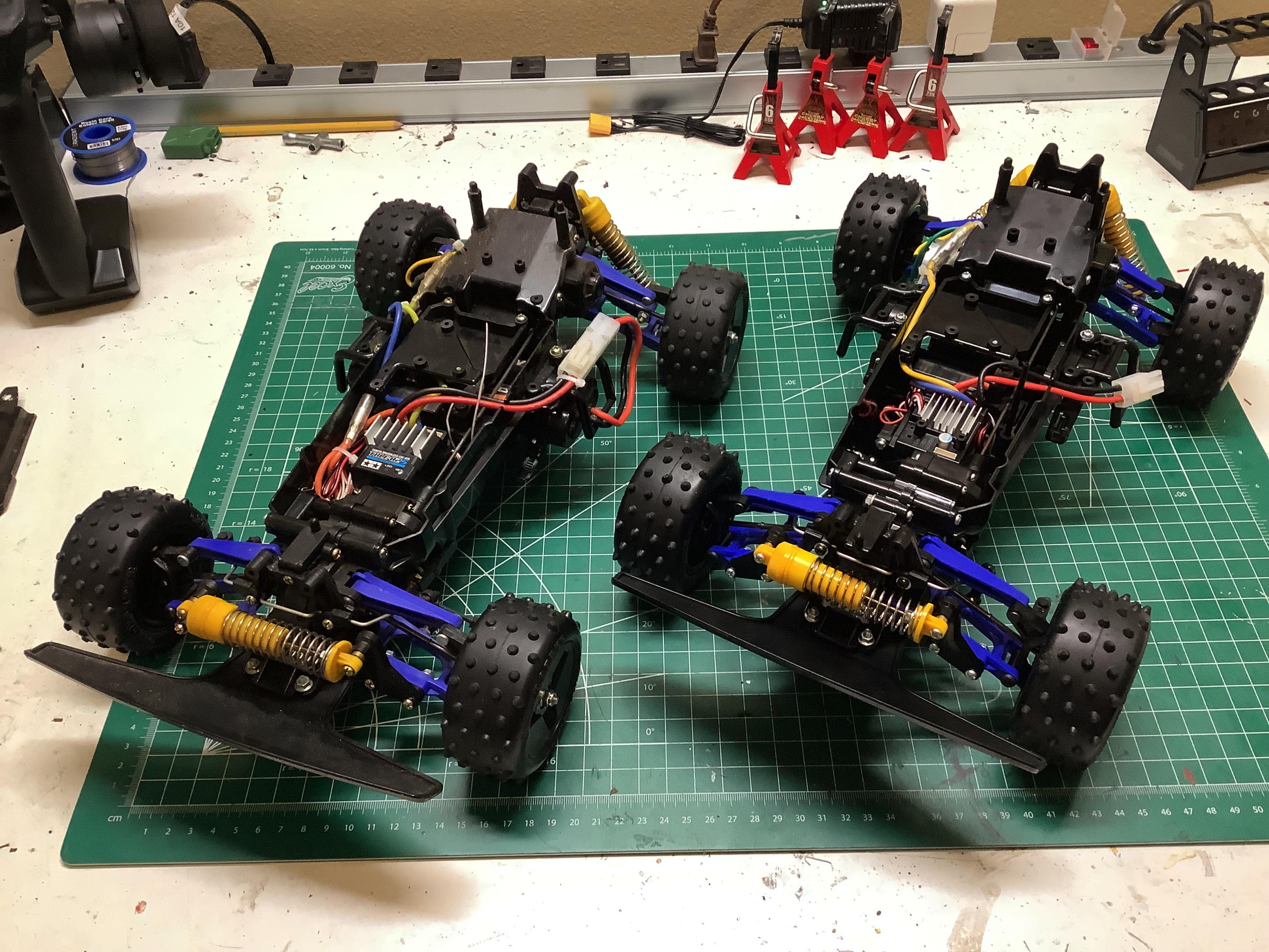 Old Car Tamiya Thunder Dragon 1/10 Scale 1988 Vintage Model